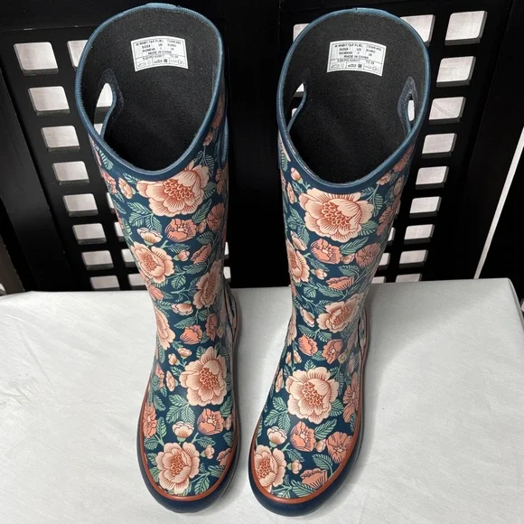 Bogs Blue & Pink Floral Size 7 Tall  Rain Boots Pull-On NWOT Women’s 💙 - Picture 3 of 12